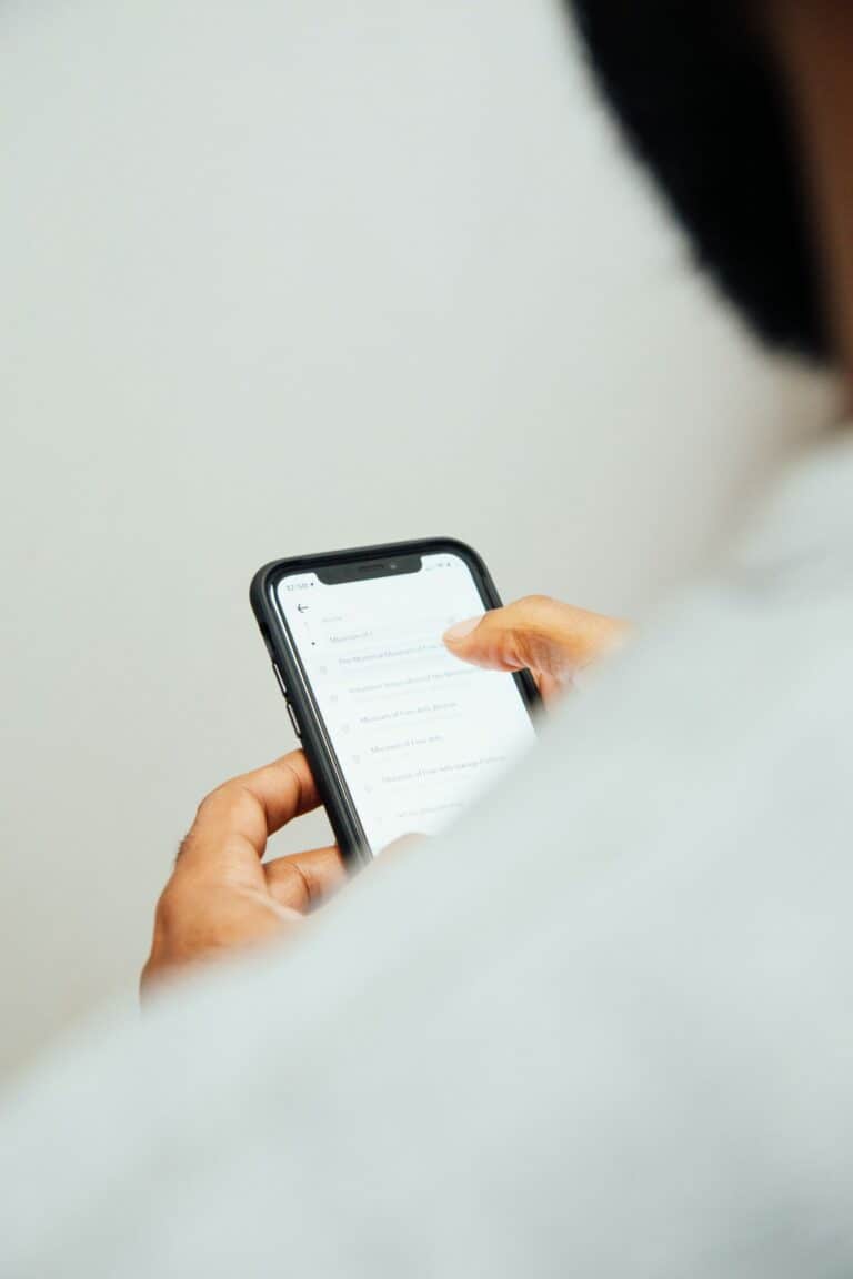 mobile-device-manamgement-scaled-1